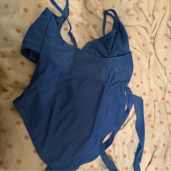 aerie Wrap One Piece Swimsuit - Picture 4 of 5
